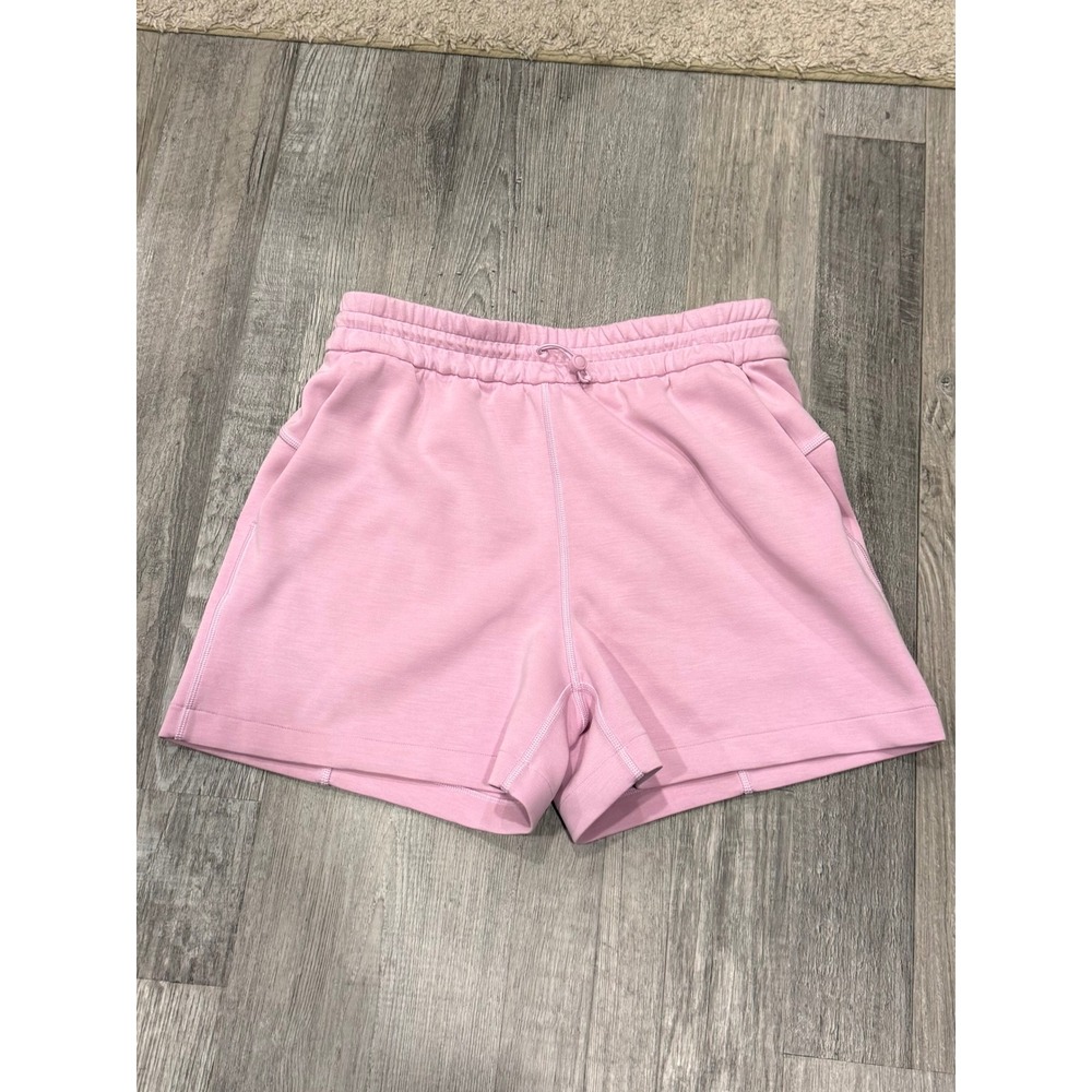 Lululemon Softstreme High Rise Short 4" inseam pink size 6